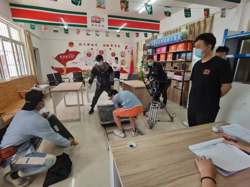 追星女孩心理学分析报告：武威广告片拍摄公司揭秘饭圈应援式传播逻辑